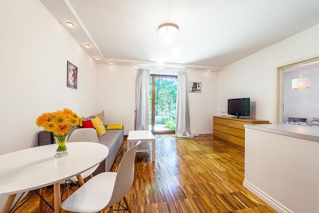 Apartment Powisle With Garage 华沙 外观 照片